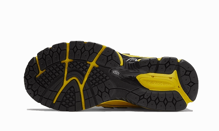 1906R Ganni Yellow MoistureWickingFabric Urban Outfit