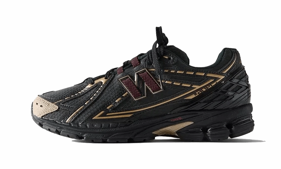 1906R Kith Black Durable durability