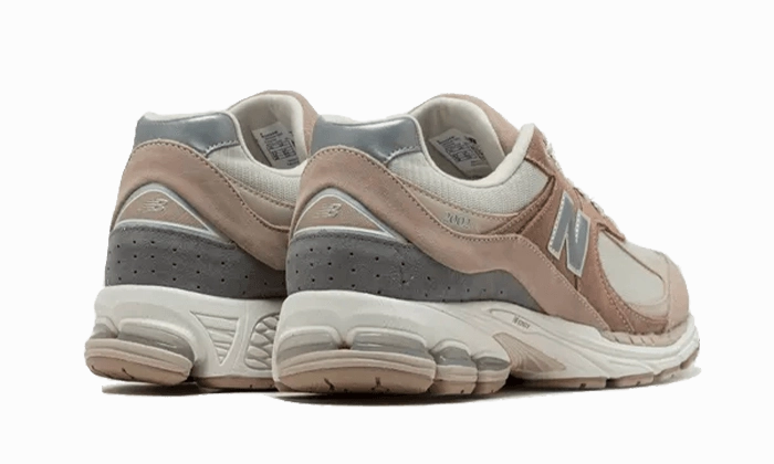 Ease Wear New Balance 2002R Driftwood Sandstone