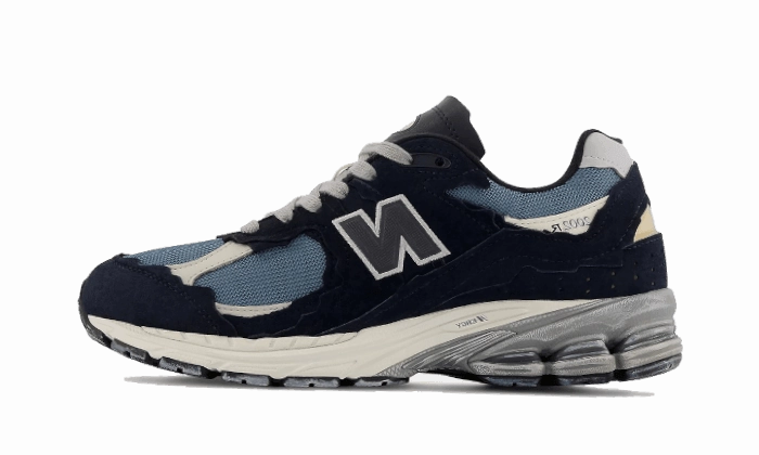 Durable Rubber Outsole 2002R Protection Pack Dark Navy