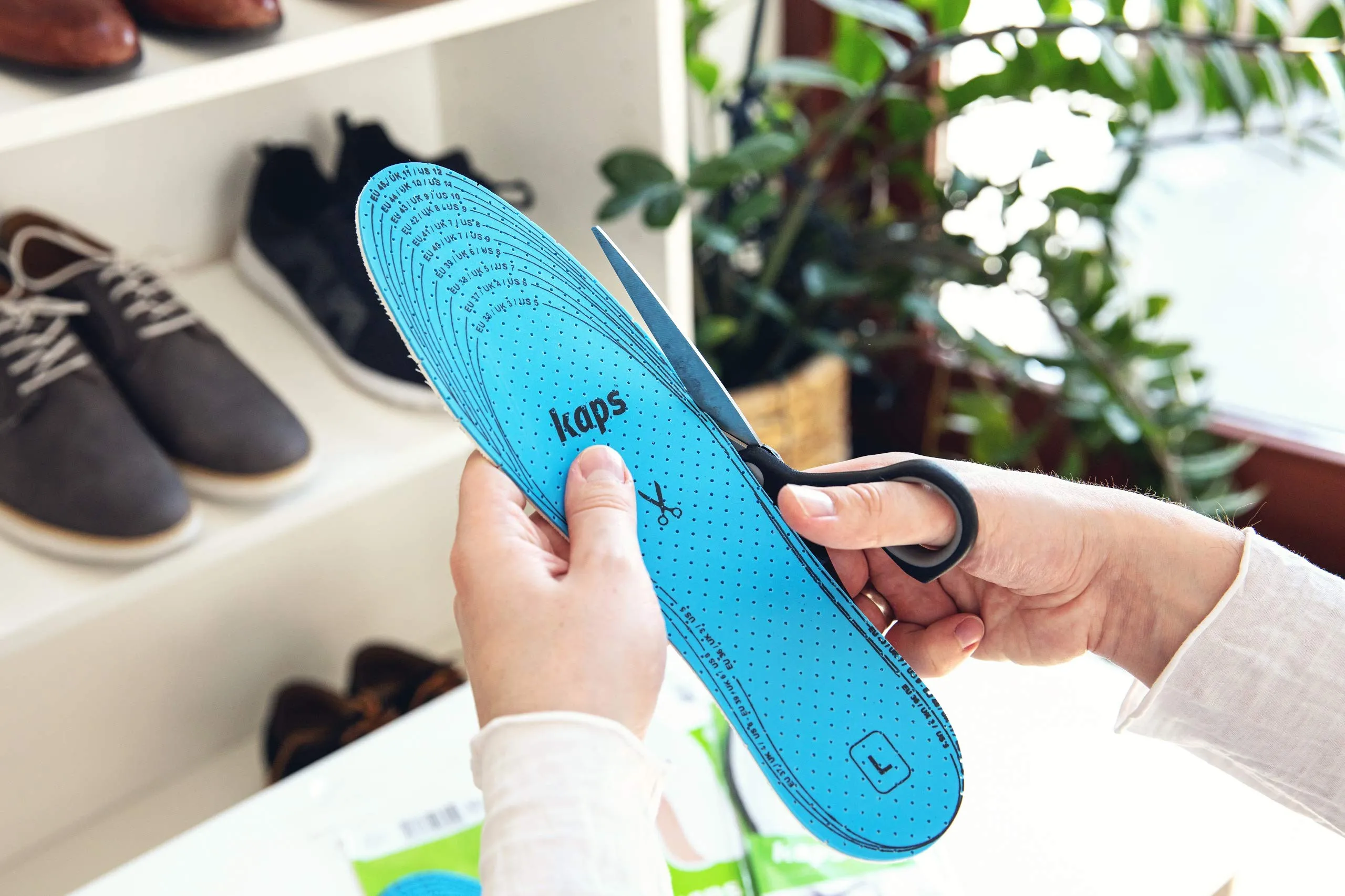 6 Pair Pack Set Actifresh Hygienic Shoe Insoles with Swiss Antibacterial Technology by Sanitized | Made in Europe | Cut to fit | Kaps