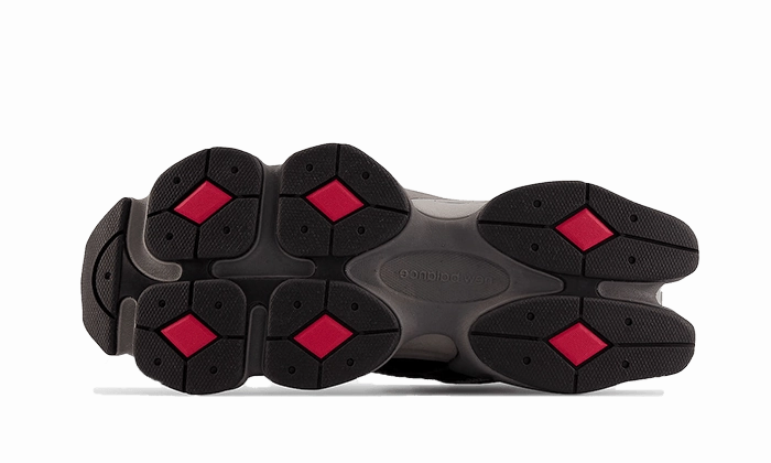 9060 Black Castlerock Breathable Airflow