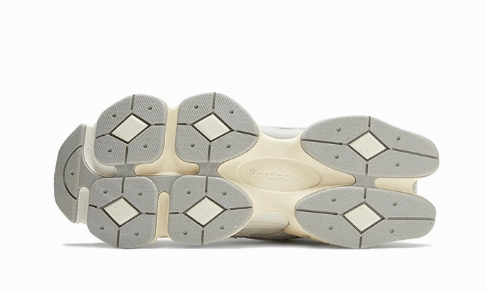 Enhanced design Ultra Cushioned Sole 9060 Quartz