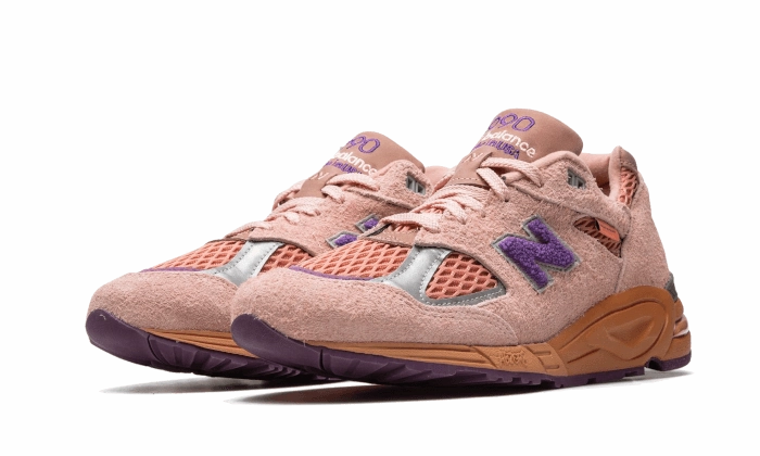 Easy Steps New Balance 990 V2 Salehe Bembury Sand Be The Time