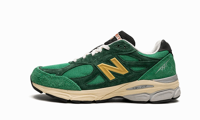 Sport Mode Vibrant breathability New Balance 990 V3 MiUSA Teddy Santis Green Gold