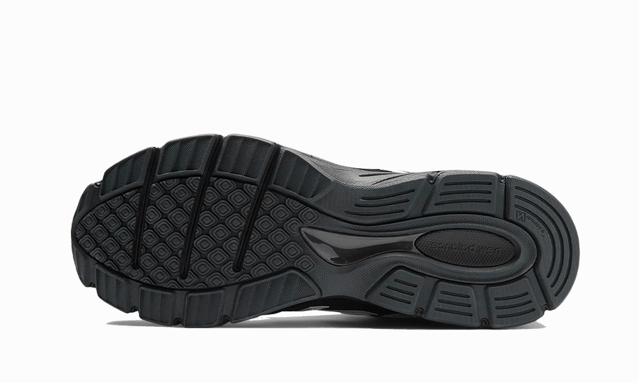 990 V4 MiUSA Joe Freshgoods Outro Compression Knit Upper