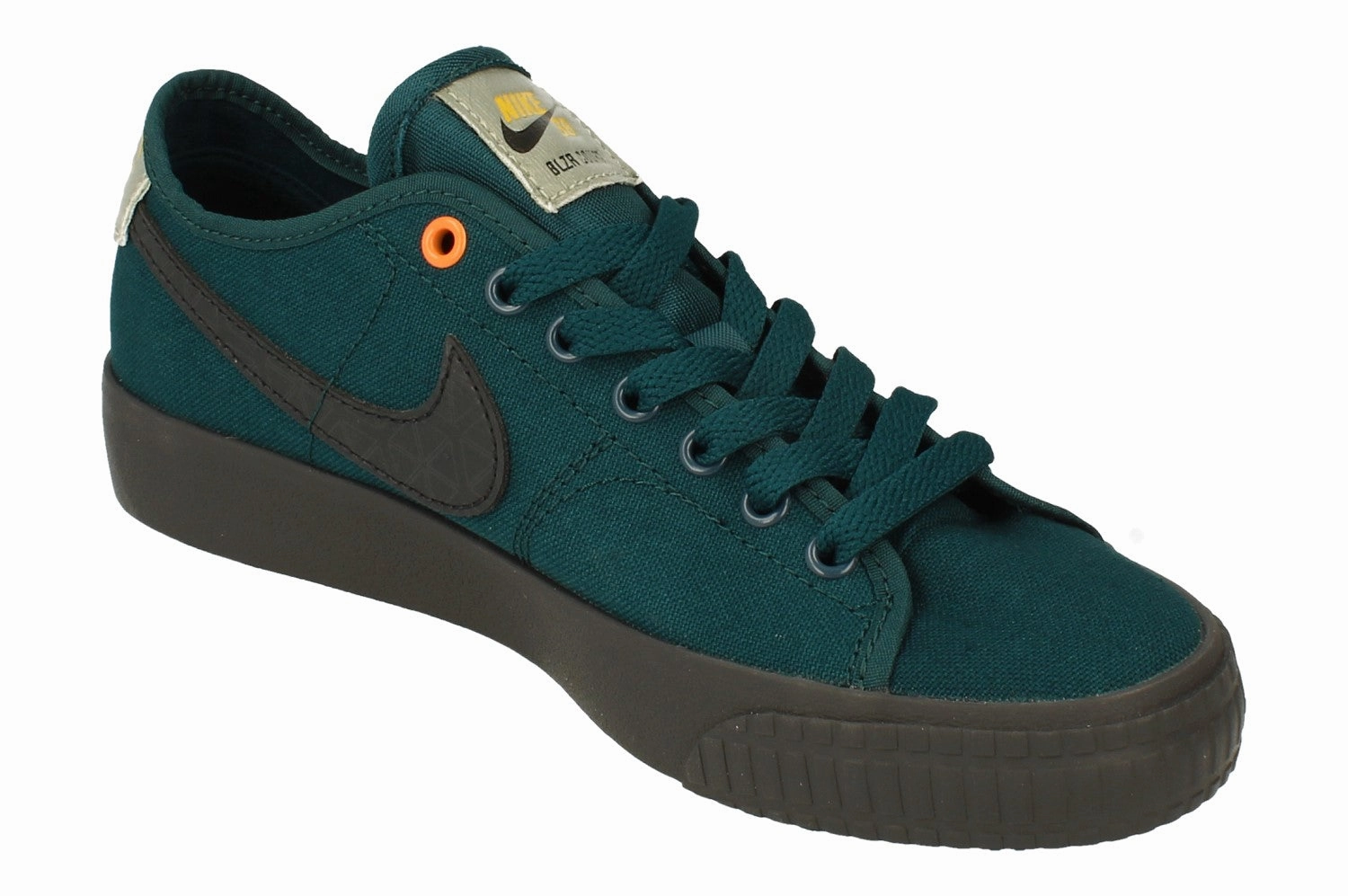 Asymmetric Lacing System Nike Sb Blazer Court Dvdl Mens Trainers CZ5605 301