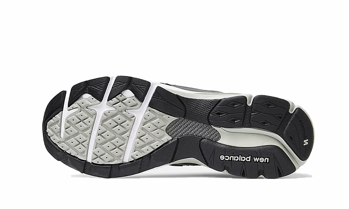 New Balance 920 Made In UK Grey Navy Street Active