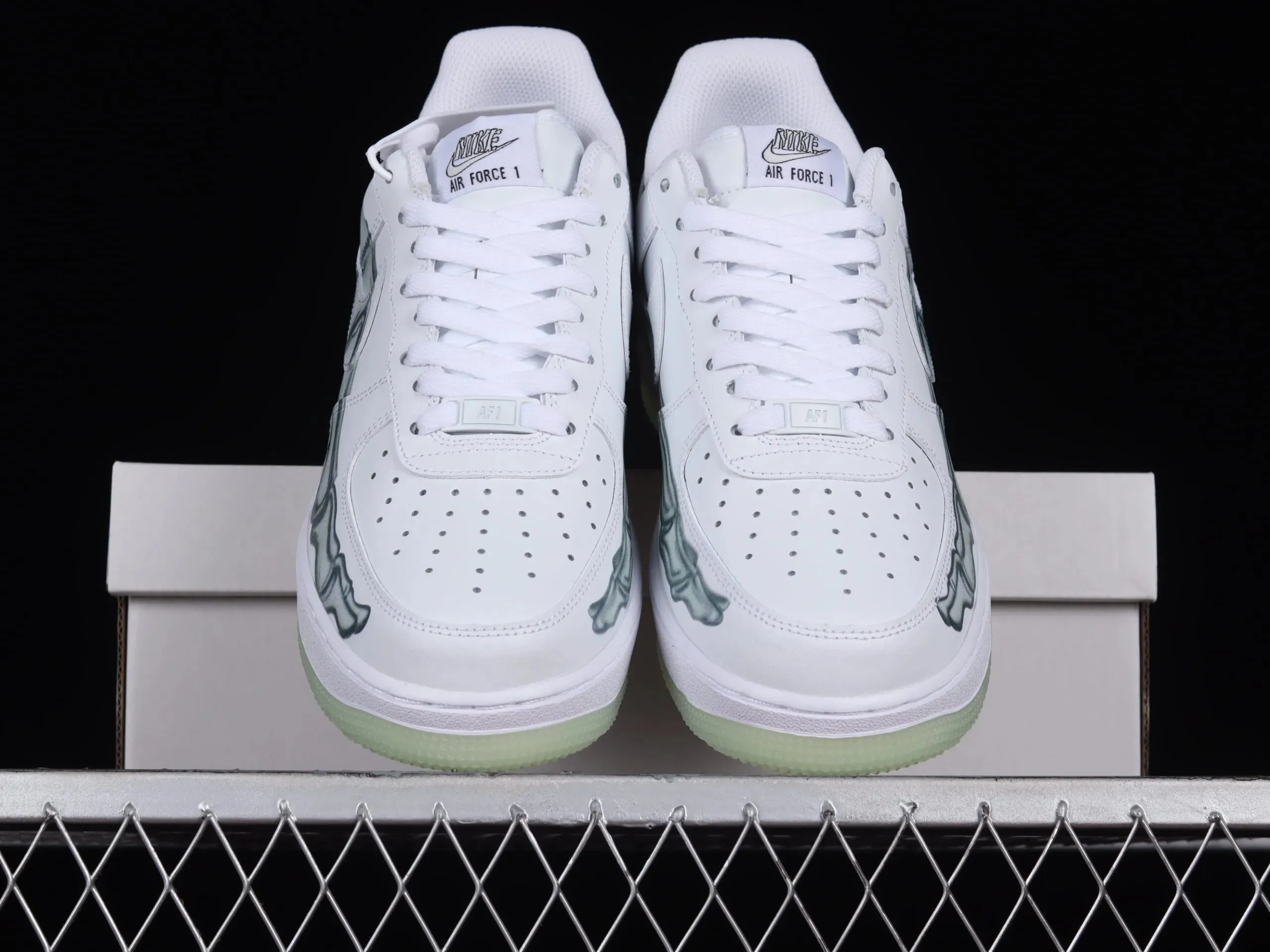 Nike Air Force 1 Low Squelette Halloween Essential Fit MultiDirectionalTread