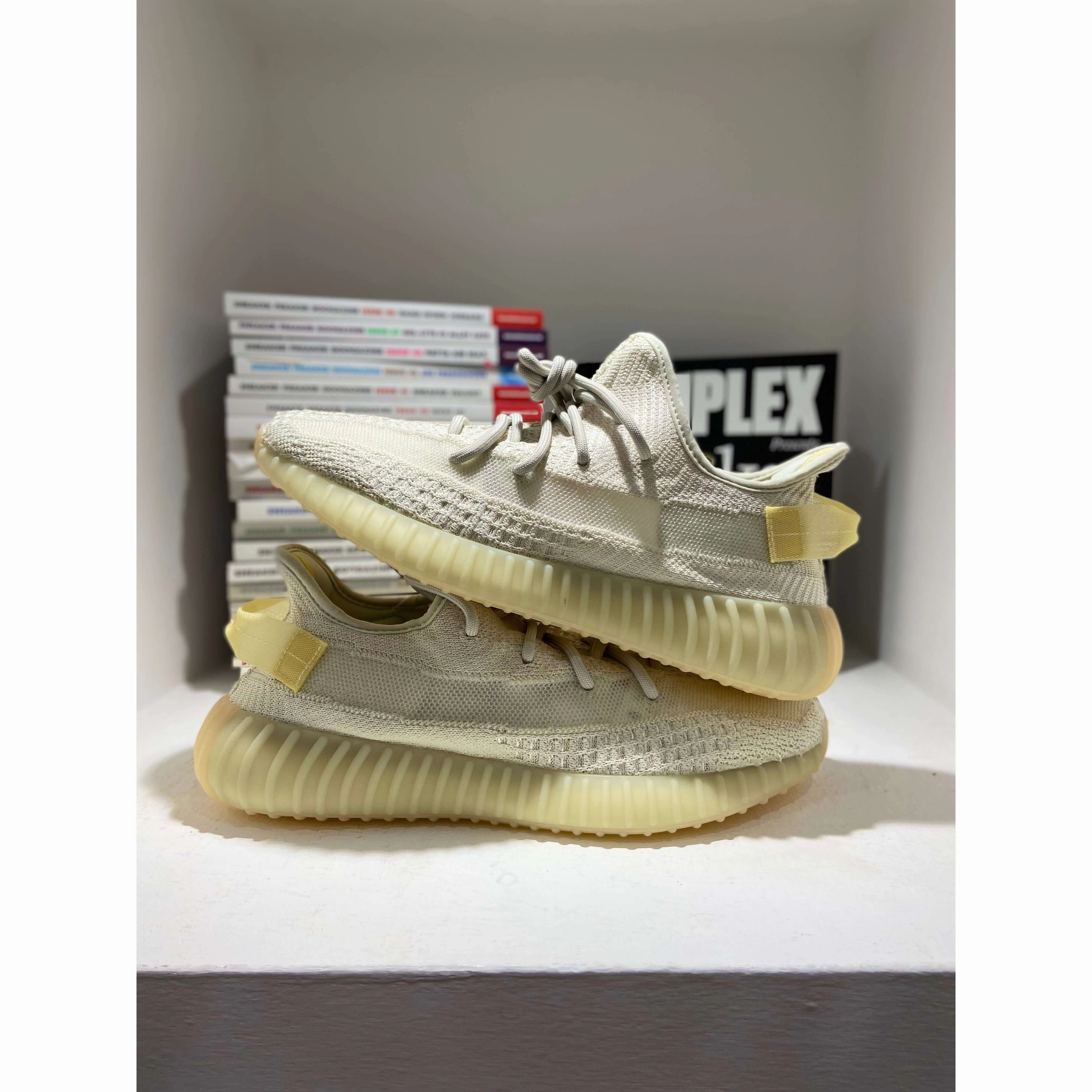 adidas Yeezy Boost 350 V2 Light Light Balance Warm Feet