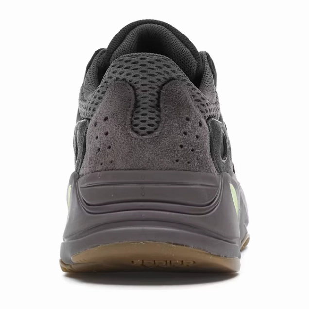 Adidas Yeezy Boost 700 Mauve walking shoes Cafe Style