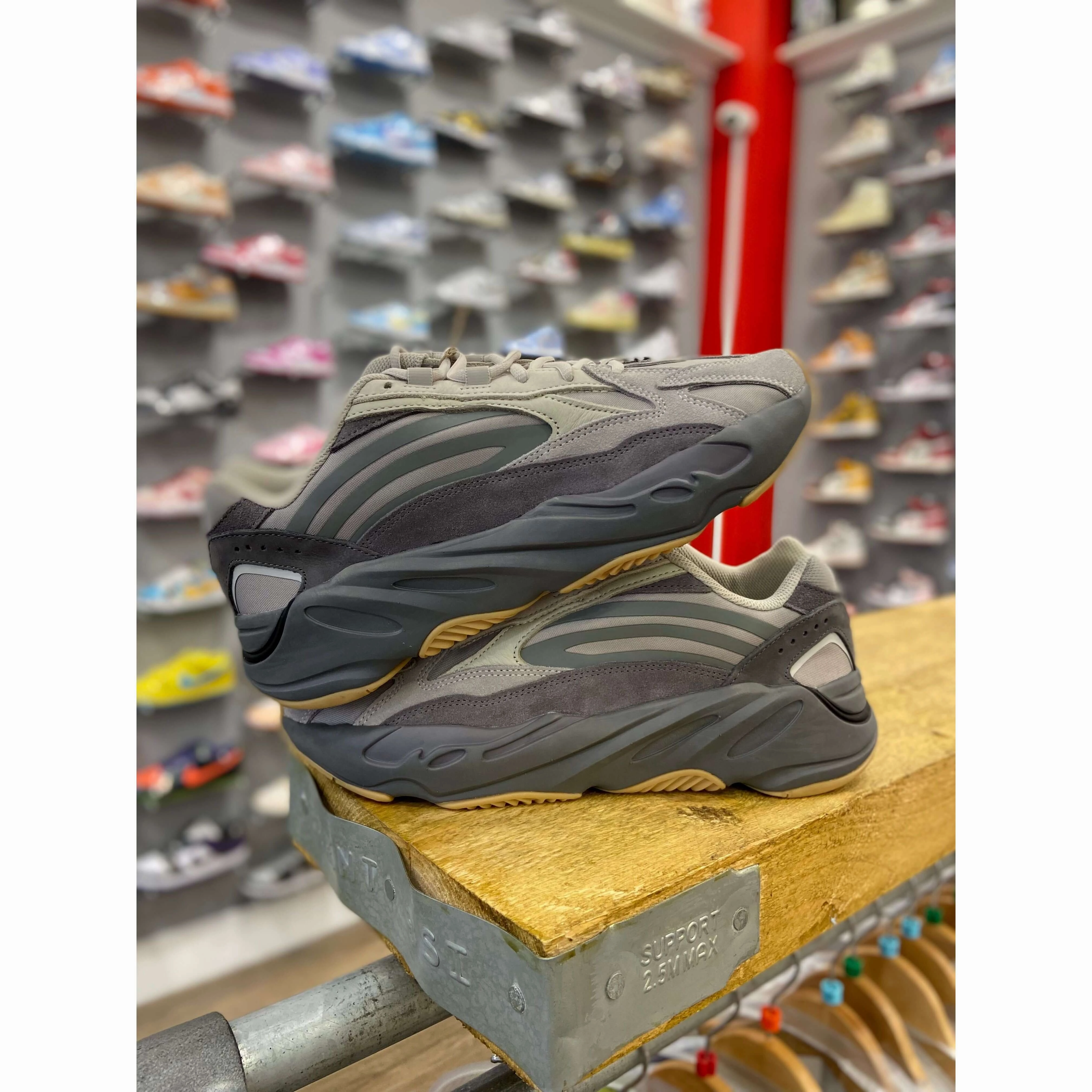 Street Pic Adidas Yeezy Boost 700 V2 Tephra