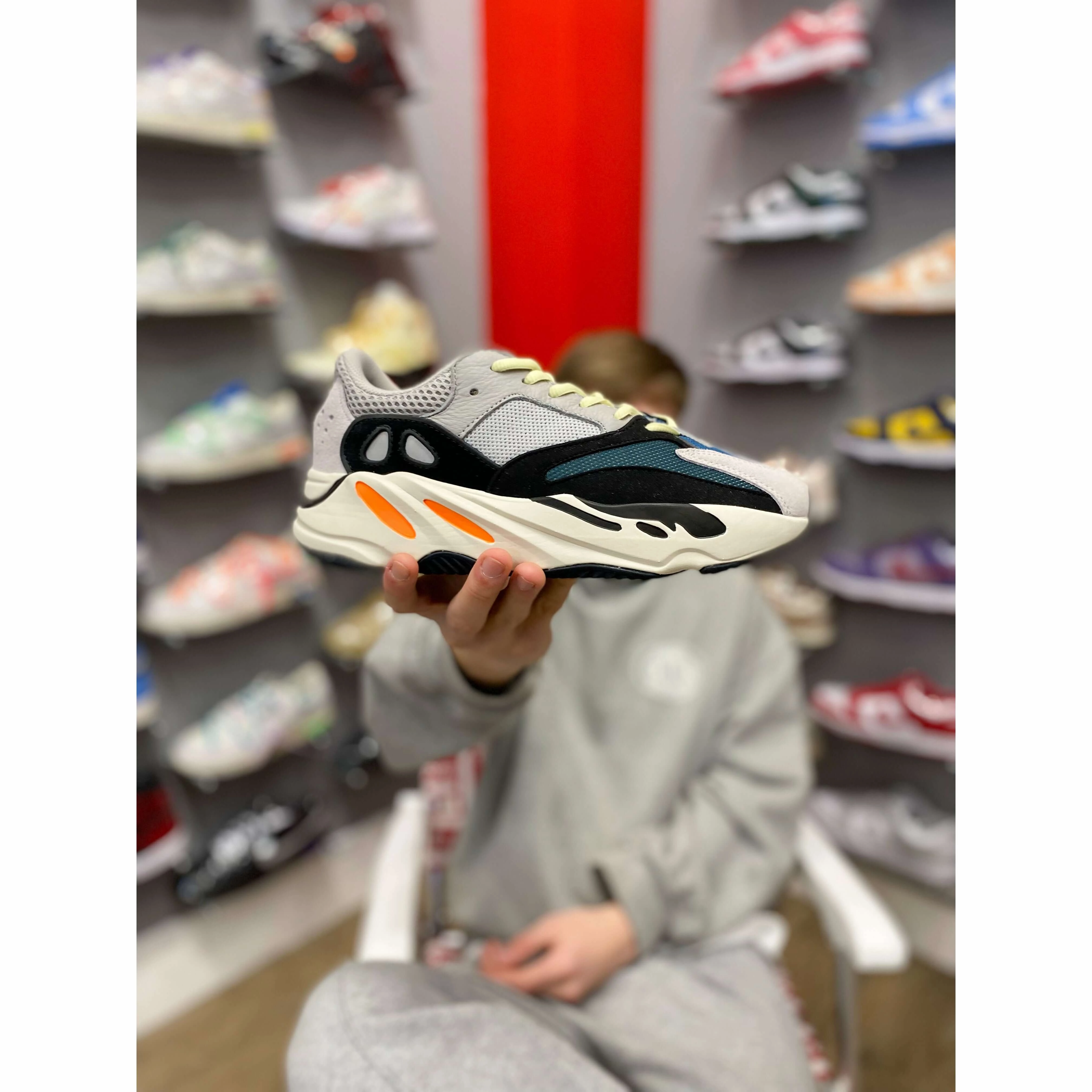 Easy matching Comfortable Padding Adidas Yeezy Boost 700 Wave Runner