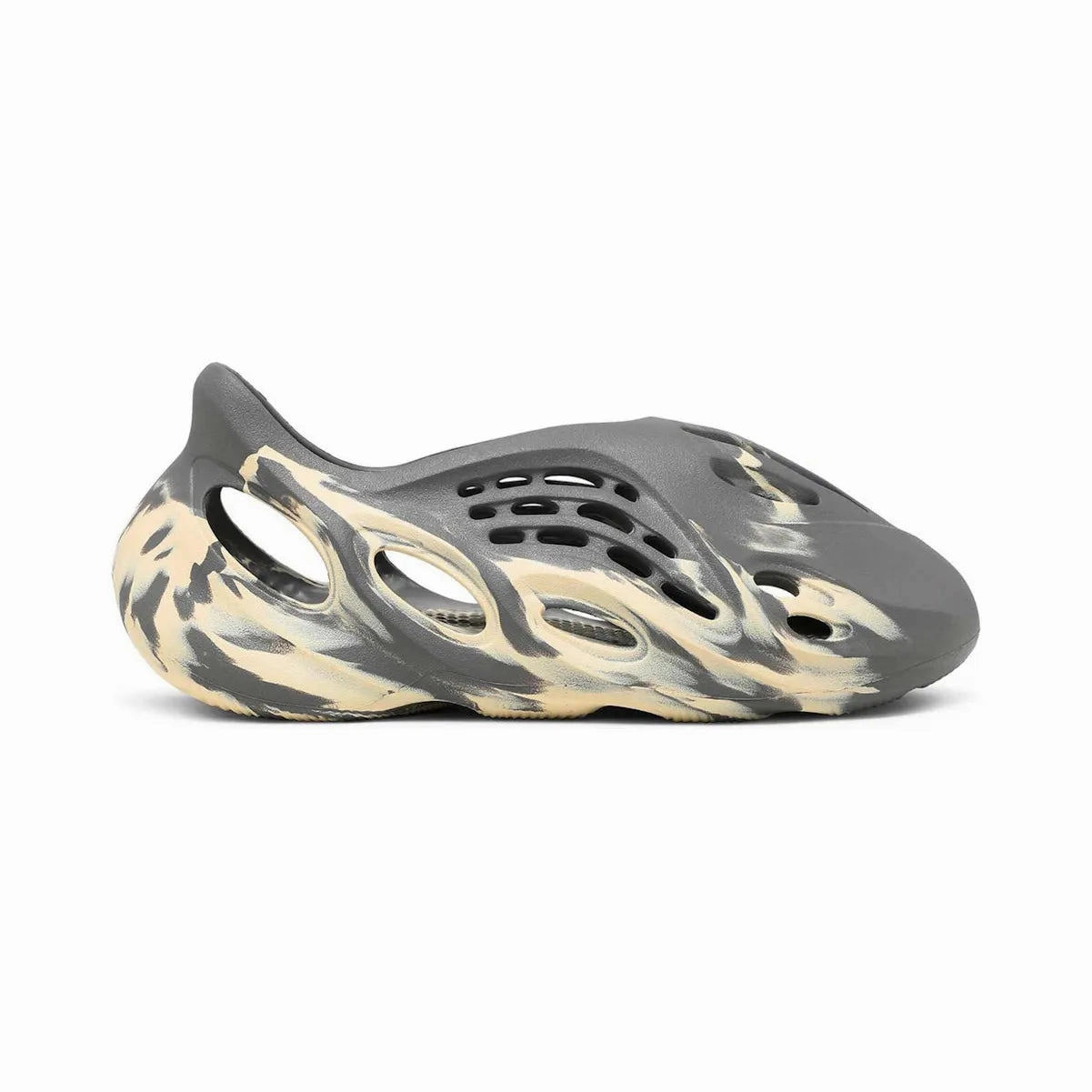 Bridge Trek Adidas Yeezy Foam RNR MXT Moon Gray