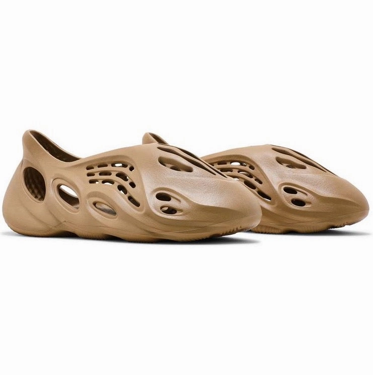 Adidas Yeezy Foam RNNR Ochre Light frame