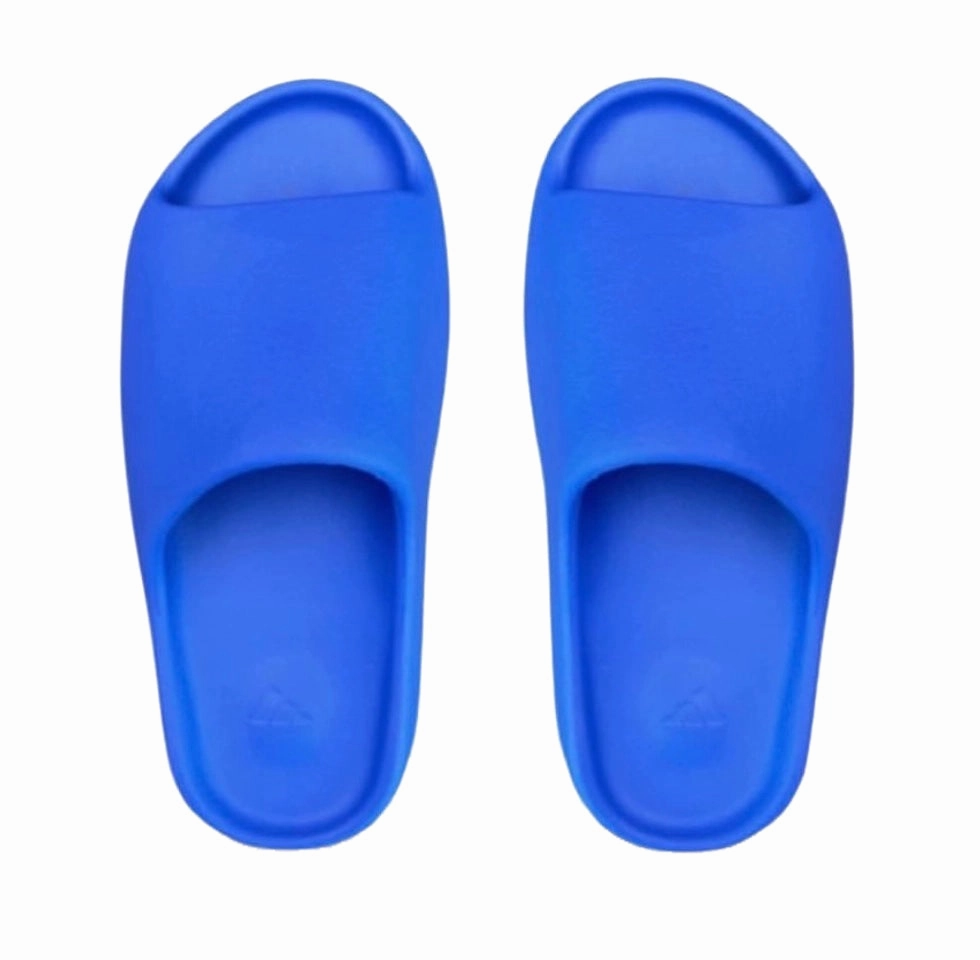 Comfort quality Model Day Adidas Yeezy Slide 'Azure'