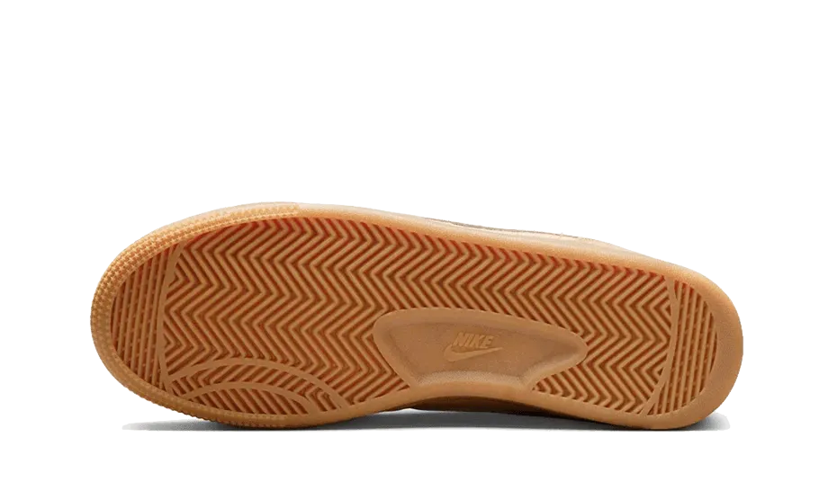 Terminator Low PRM Sesame Coconut Milk cross - country running option running in a ski lift area shoes