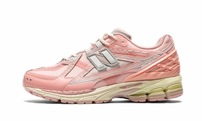 Waffle Outsole Adaptive Shape New Balance 1906U Lunar New Year Pink