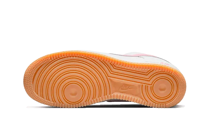 logo - hooked - and - looped shoes Air Force 1 Low Since 82 Pink Gum