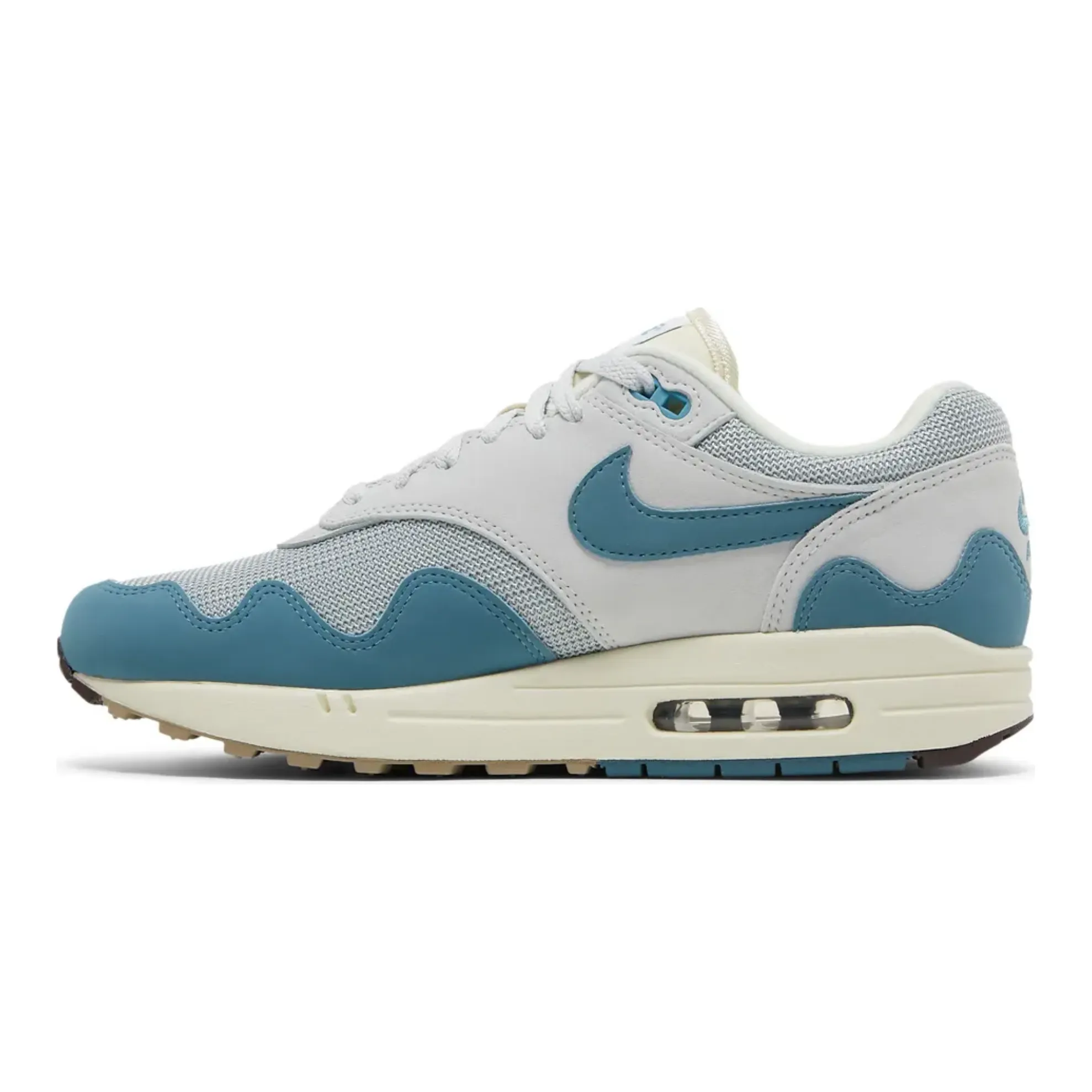 running in a fumarole area shoes Nike Air Max 1 Patta Waves Noise Aqua (with bracelet)