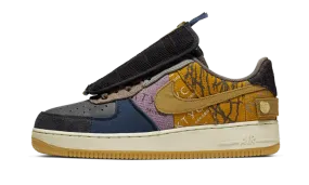multi - density midsole shoes Stackable Air Force 1 Low Fossil Travis Scott
