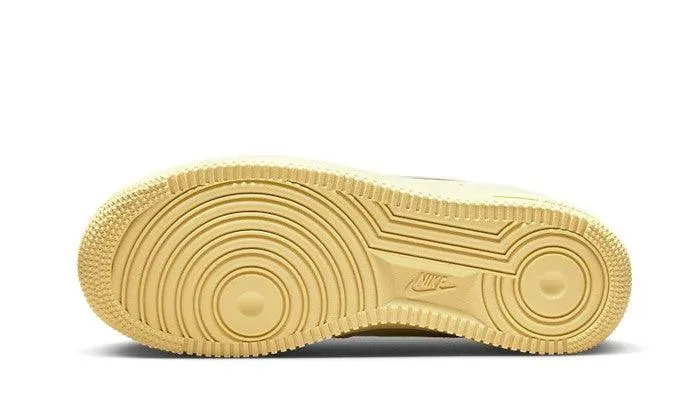 Light Footed flexible nylon shoes Air Force 1 Low LX Certified Fresh