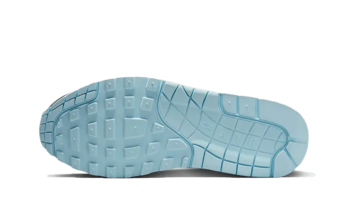 Trail   Ready budget - friendly multi - purpose shoes Air Max 1 '87 Tiger Swoosh Cow Print