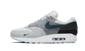 Air Max 1 London City Pack Half Marathon traction - enhanced running gear