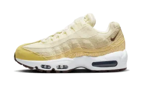 Trendy Performance Quick Dry Liner Air Max 95 Alabaster
