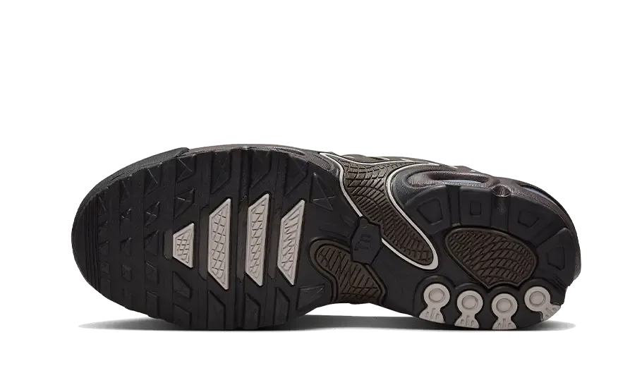 Speed Performance weekend - getaway running shoes Air Max Plus Drift Baroque Brown