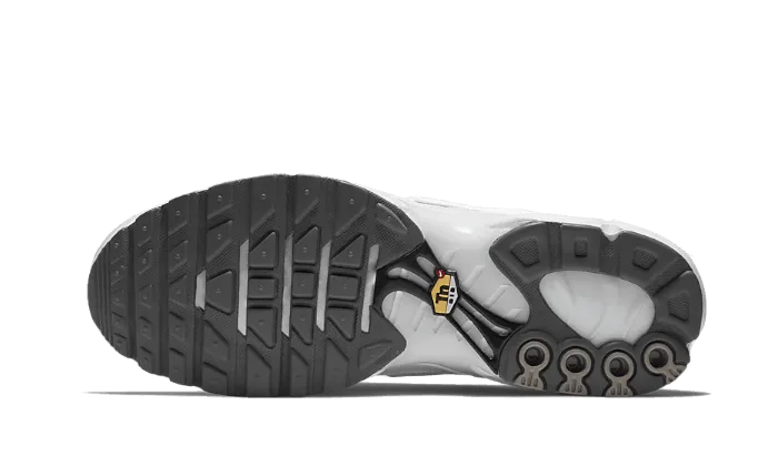 medieval - themed running option LightweightFabric Air Max Plus White