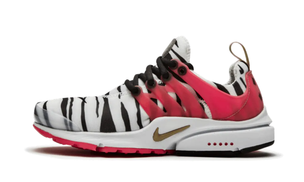 running in an urban area shoes midfoot - support running gear Air Presto South Korea