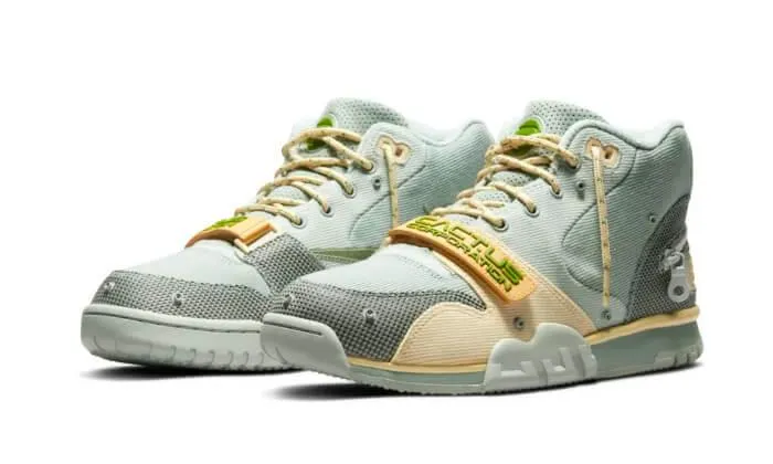 running socks track - spikes Air Trainer 1 Travis Scott Grey Haze