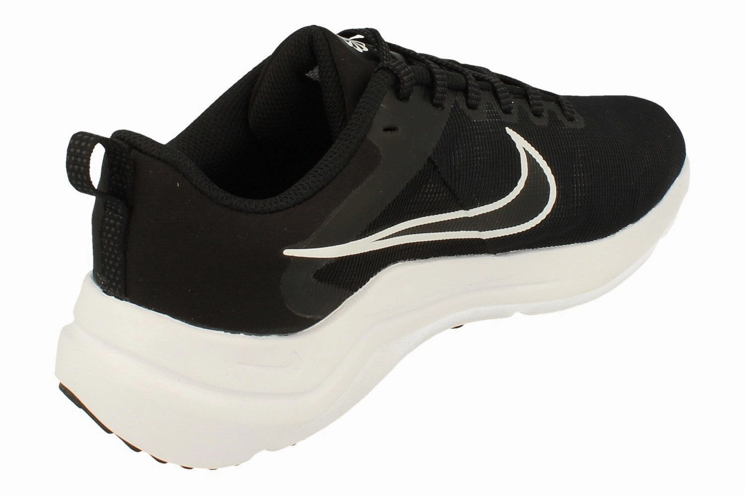Nike Downshifter 12 Mens DD9293 001 understated look