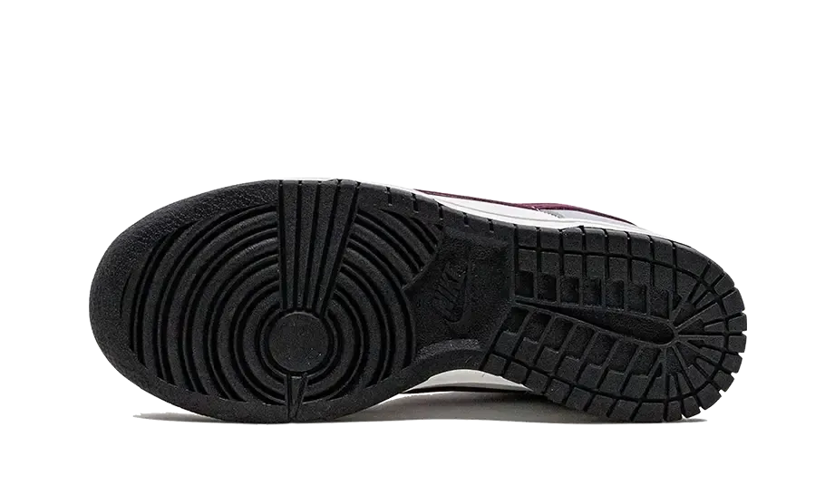 Nike Dunk Low Pale Ivory Redwood Subtle Detail Sneaker Laces