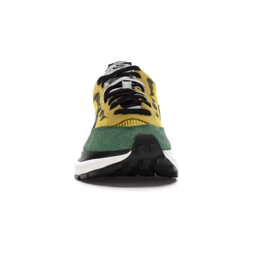 Comfortable Base Nike Vaporwaffle sacai Tour Yellow Stadium Green