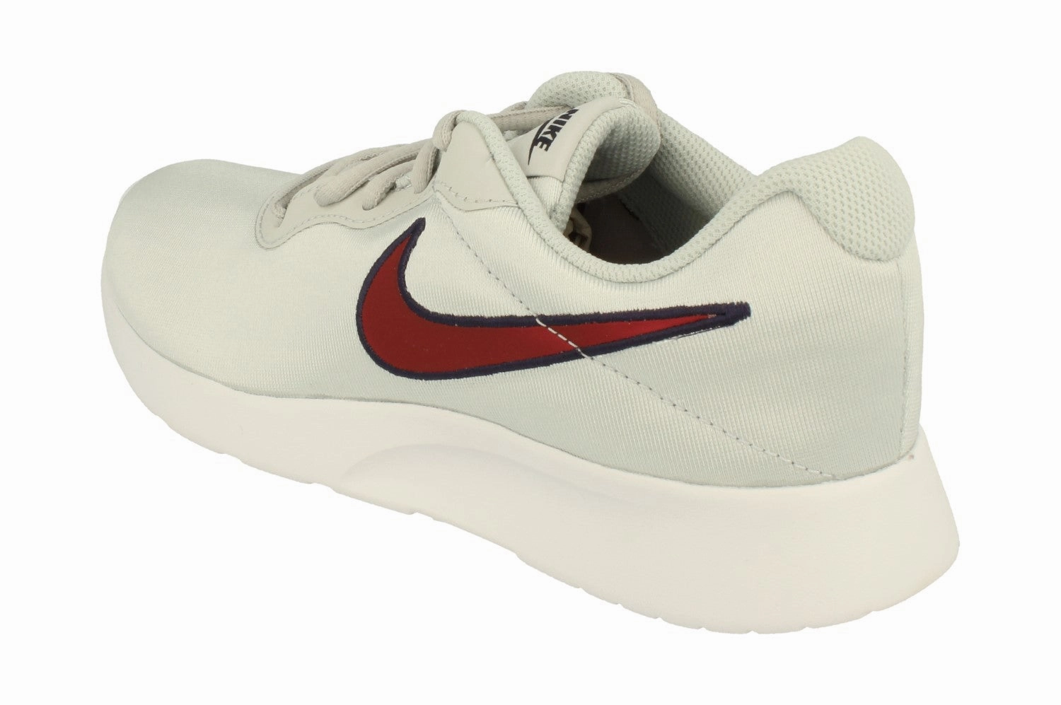 Great functionality Pastel color option Nike Womens Tanjun Se 844908 010