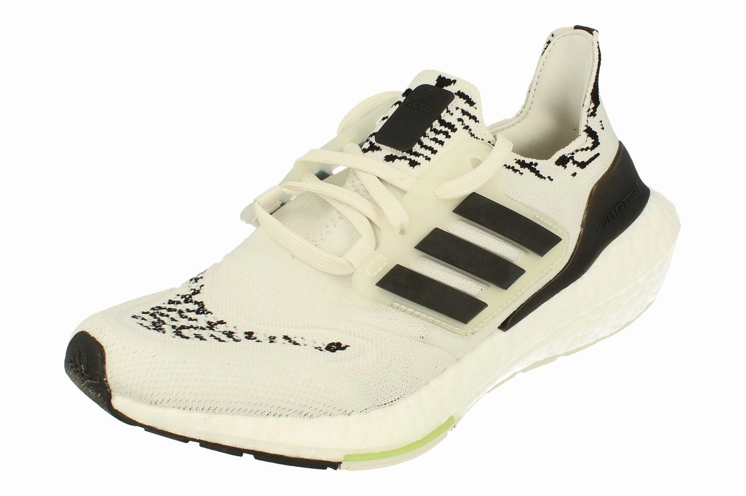 running in a waterfall area shoes Adidas Ultraboost 22 Mens Sneakers GX5573
