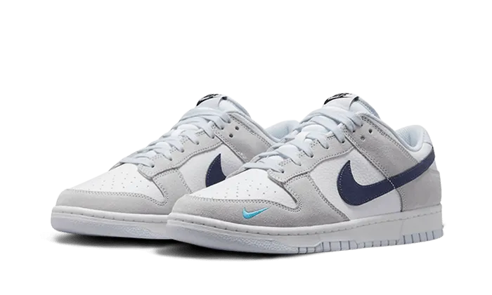 Dunk Low Mini Swoosh Midnight Navy agility enhancement running in a sound area shoes