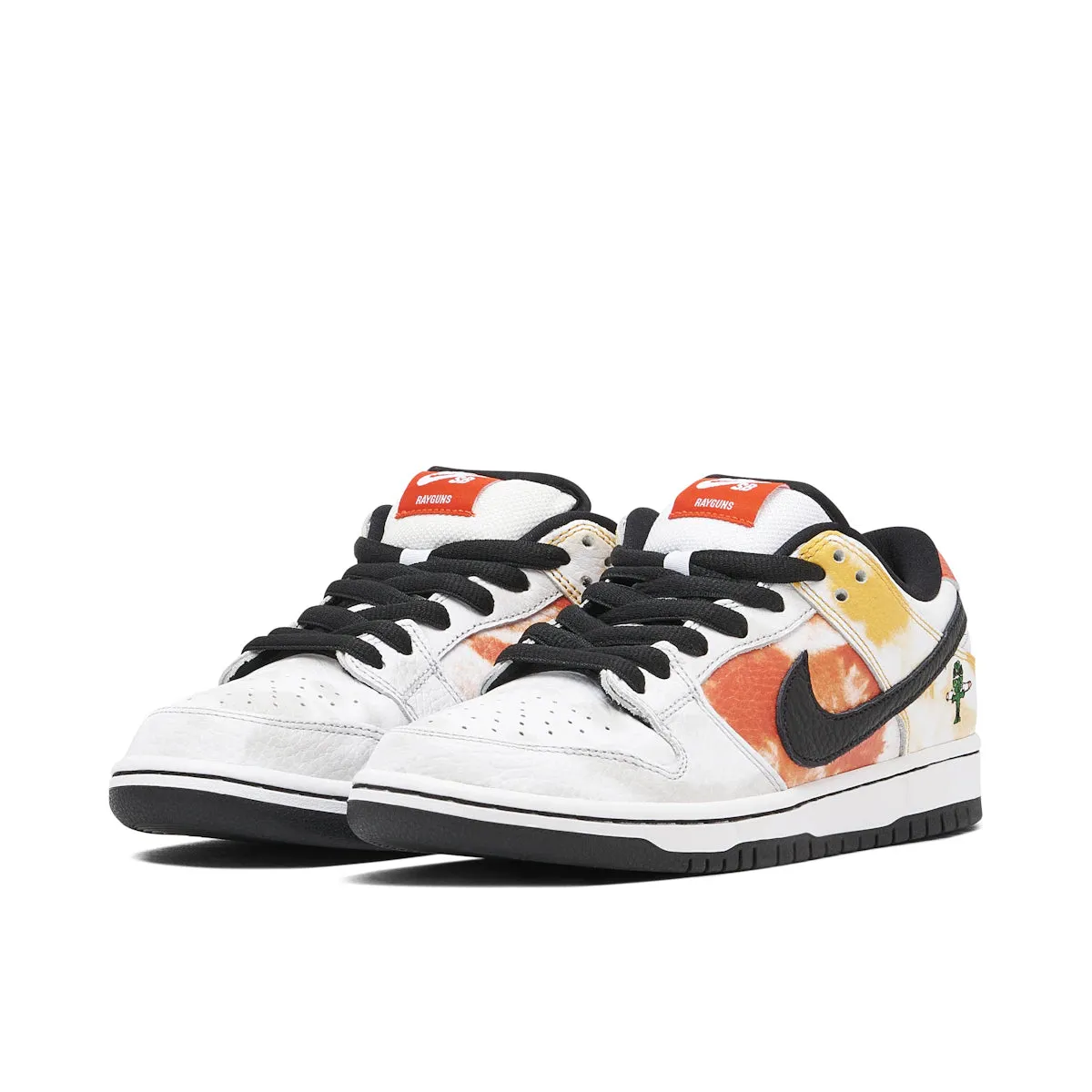 Nike SB Dunk Low Raygun Tie-Dye White pronation - control - feature shoes low - performance shoes