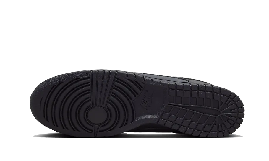 Weekend Wear Nike Dunk Low Cyber Reflective