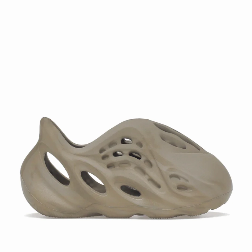 Fashion Go Vacation Ready Yeezy Foam RNNR Stone Sage (Infants)
