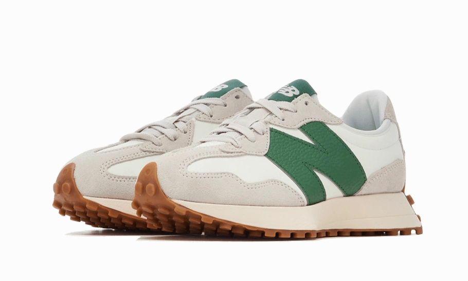 Multidirectional Traction All-day shock absorption New Balance 327 Moonbeam Nori