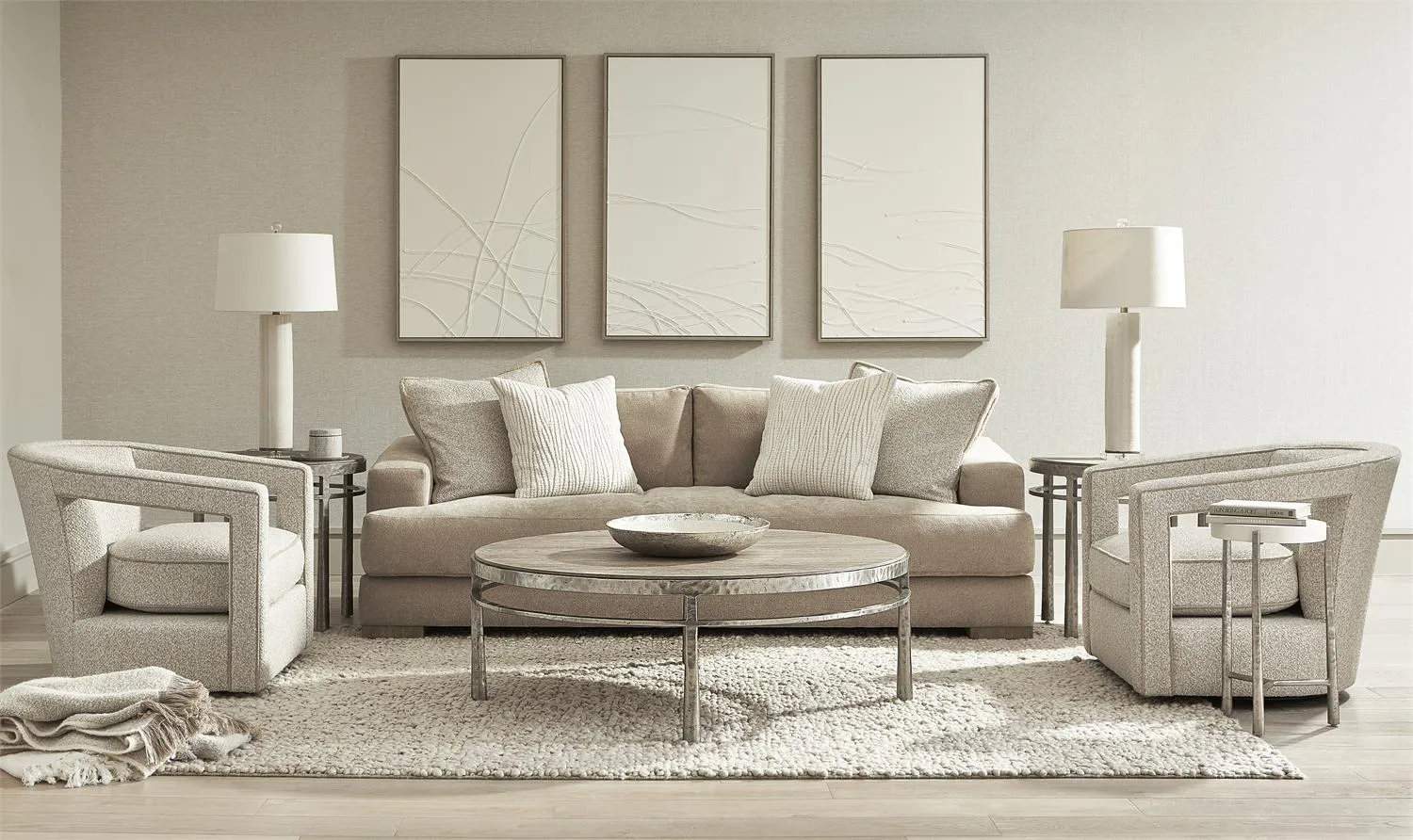 AVENTURA 1 ACCENT TABLE