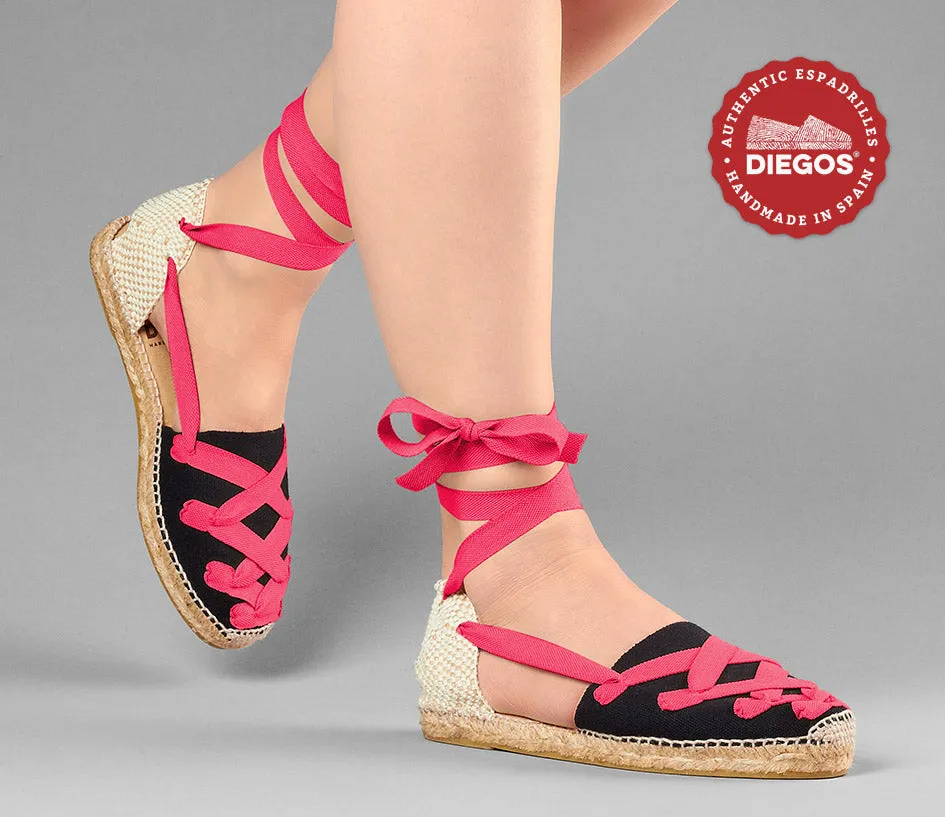 Black flat Lola Pamplona espadrilles