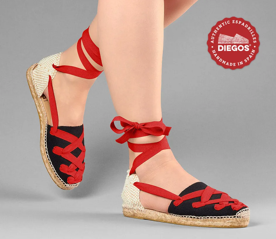 Black flat Lola Pamplona espadrilles