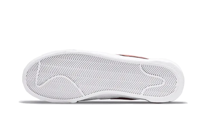 Blazer Low Sacai Kaws Team Red long - distance running option