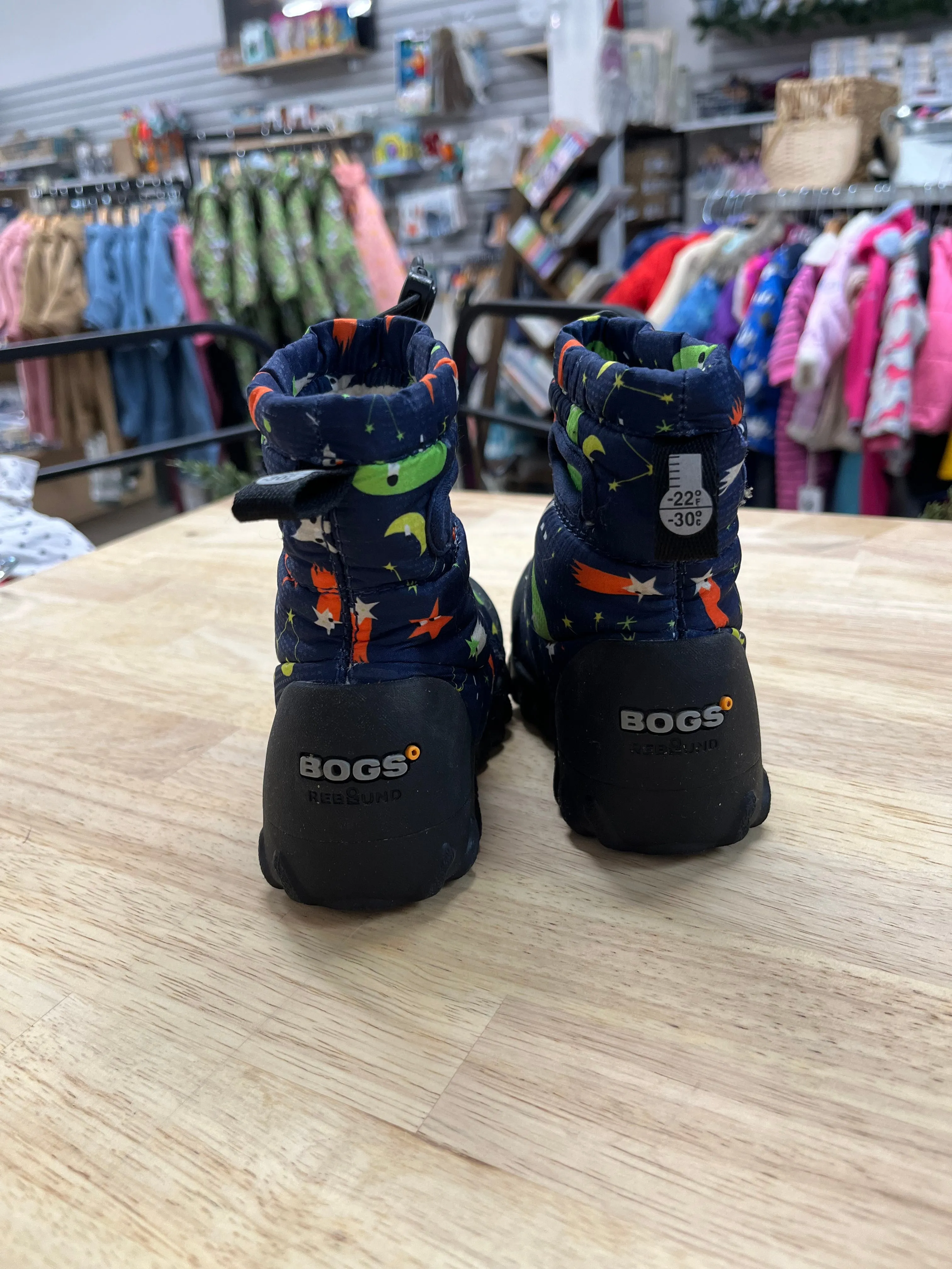 Bogs BMOC Snow Boots, Size 5, Navy Multi