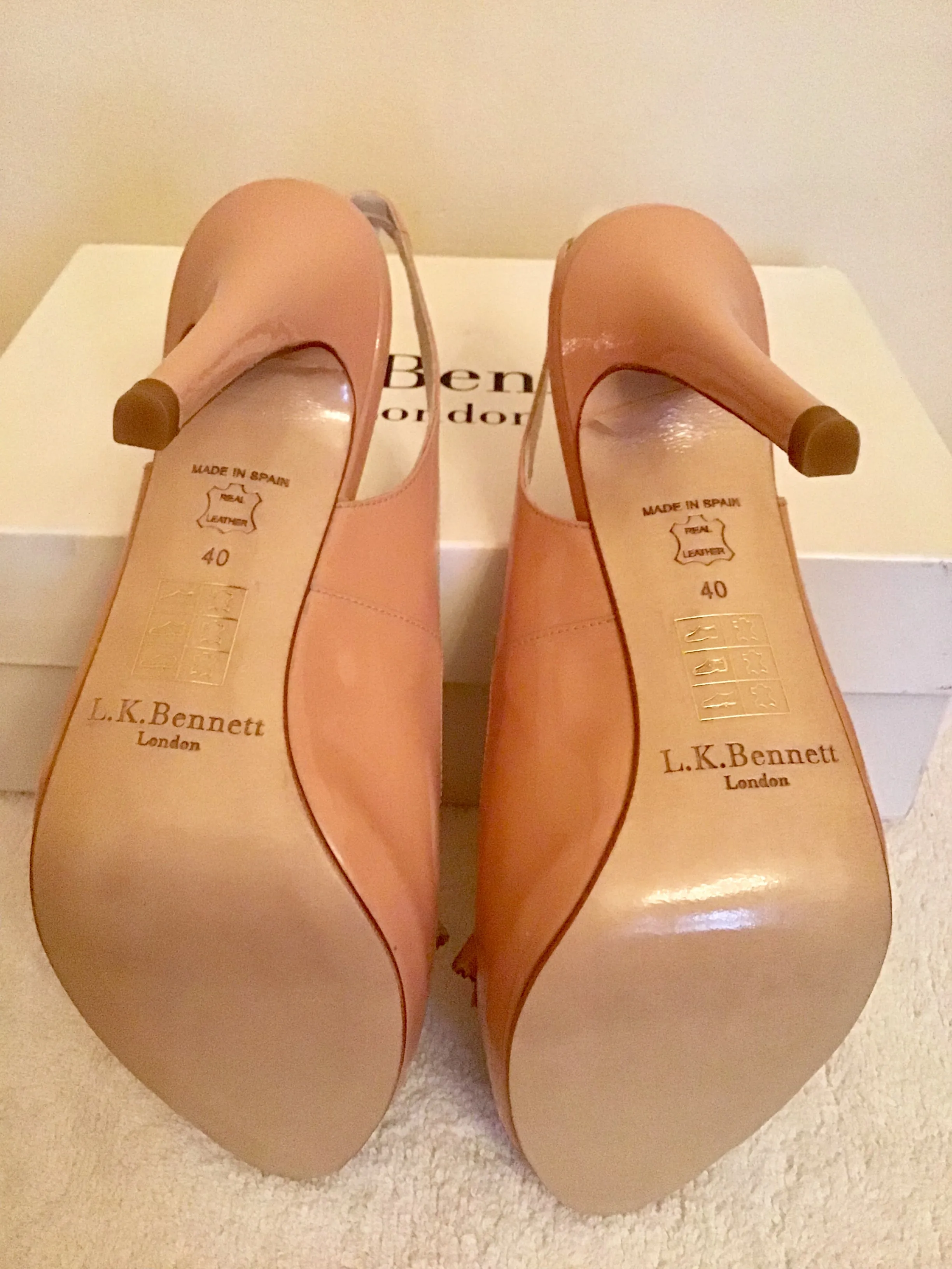 BRAND NEW LK BENNETT PACIFIC BLUSH PINK PATENT LEATHER PEEPTOE SLINGBACK HEELS SIZE 7/40