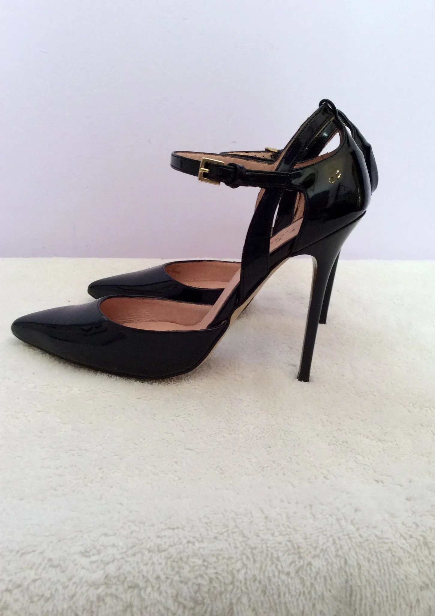 Brand New Office Black Patent Mary Jane Heels Size 5/38